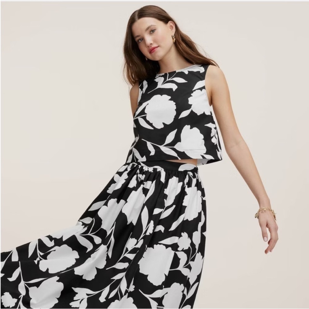 Kate Spade x Target Classic Rose Black/White Shell Tank Top NWOT - Picture 3 of 10